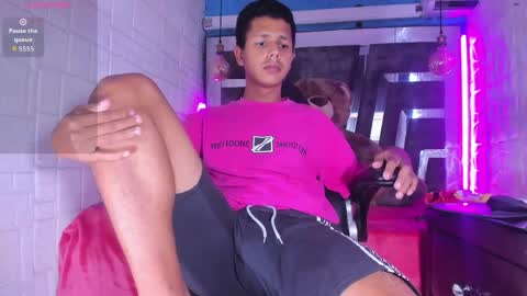 george_bigcock24cm online show from April 10, 2:33 pm