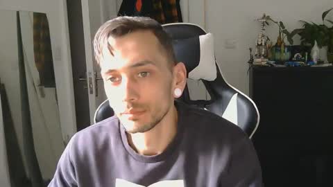 georgek0011 online show from February 9, 10:41 am