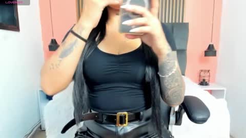 Snapshot of georgina_vega chatting on September 19, 4:27 am Georgina online show from September 19, 4:27 am