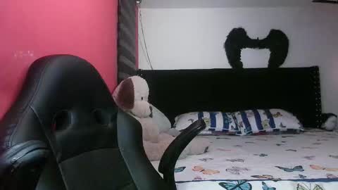 Georgina  online show from March 19, 1:33 am