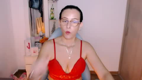 georgina Ferrer online show from July 21, 2:46 am