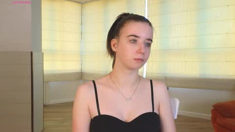 My name is Kelly online show from October 2, 3:05 am