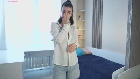 My name is Kelly online show from September 26, 3:25 am