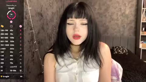 EmelyWoodes online show from July 28, 6:44 am