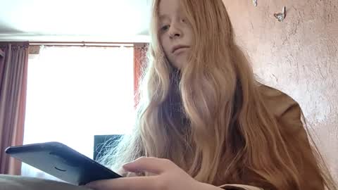 Kate online show from April 1, 1:17 am