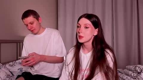 Snapshot of gethigh_ chatting on February 18, 7:30 pm Liz and Mark online show from February 18, 7:30 pm