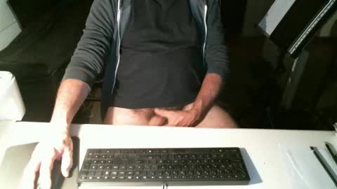 Snapshot of getz62 chatting on October 21, 10:02 pm getz62 online show from October 21, 10:02 pm