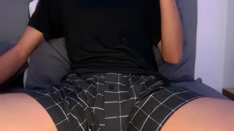 gh0st_boy_ online show from October 2, 1:26 am