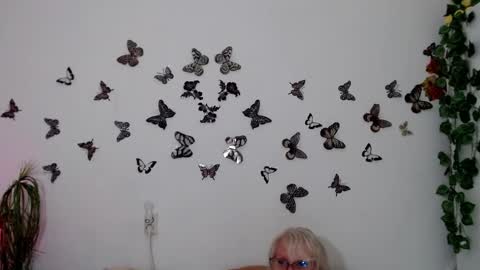 Snapshot of ghertrudequeen chatting on September 15, 4:14 am Ghertrudequeen online show from September 15, 4:14 am