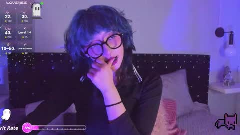 Allison  online show from September 8, 8:30 pm