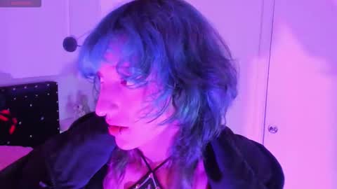 Allison  online show from October 20, 8:14 pm