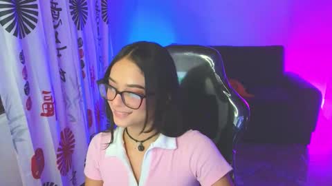 Snapshot of gia_flame_ chatting on September 23, 3:11 am gia_flame_ online show from September 23, 3:11 am