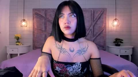 Gia online show from April 1, 1:12 pm