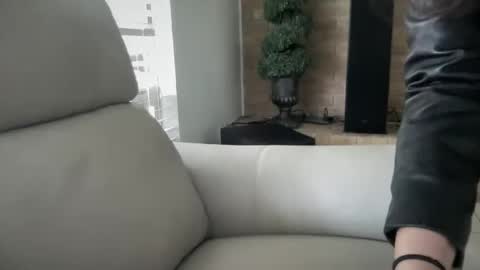 The Queen of Squirt online show from December 26, 9:26 pm