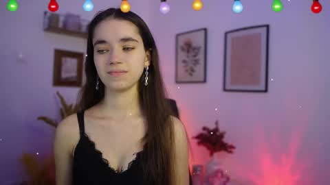 Gia Paige18 online show from December 21, 2:01 pm