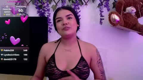 Gianna lopez online show from April 17, 7:38 pm