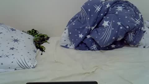 Snapshot of giannah01 chatting on February 19, 6:33 am Giannah online show from February 19, 6:33 am