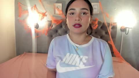 giannaslimjb online show from October 19, 3:22 am