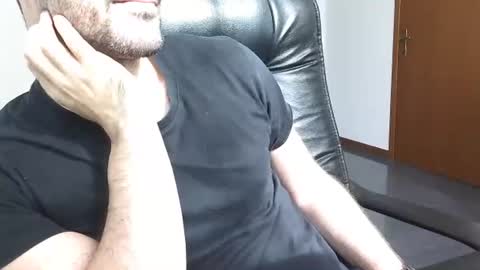 gianniamalfi online show from June 15, 3:26 pm