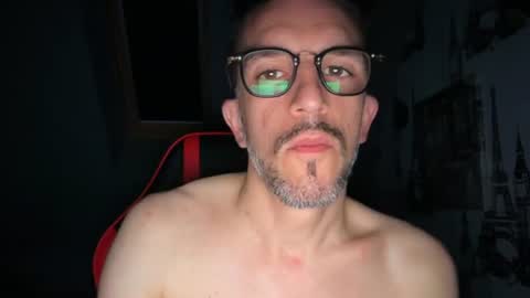 Gigi online show from June 27, 3:56 am