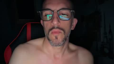 Gigi online show from July 24, 9:34 pm