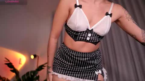 GIGI online show from November 8, 1:19 am