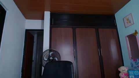 Snapshot of gigimiler8 chatting on March 4, 10:49 pm Sharlotte  online show from March 4, 10:49 pm