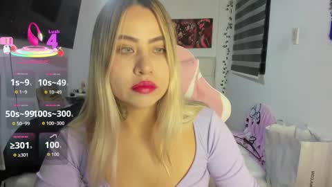 Gigi online show from December 16, 3:24 am