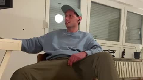 Sebastian online show from October 17, 1:53 am