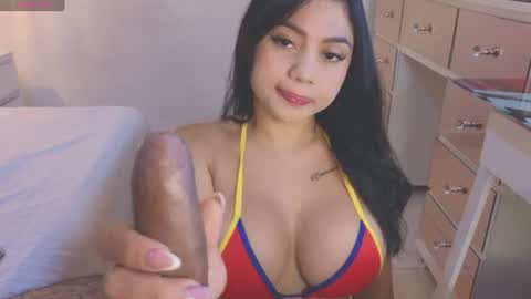 O GINA AND AKEMI    online show from June 17, 9:47 am