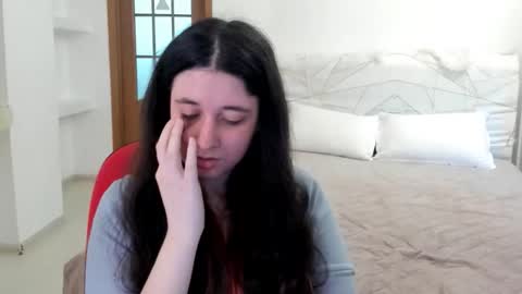Kate online show from May 7, 9:49 am