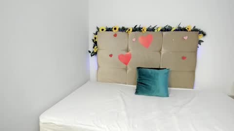 Gine online show from February 21, 2:28 am