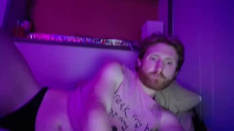 ginger_binj online show from October 6, 7:37 am