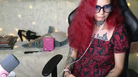 Snapshot of ginger_stay chatting on October 6, 1:01 am Ginger online show from October 6, 1:01 am