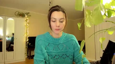 Snapshot of gingerbread__house chatting on October 23, 2:18 pm Vasilisa online show from October 23, 2:18 pm