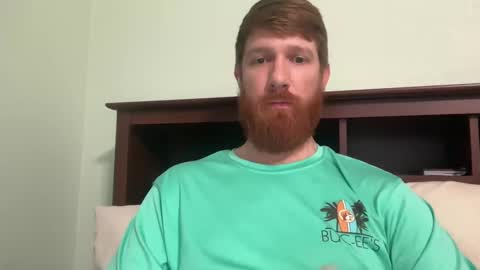 Snapshot of gingermania10 chatting on December 8, 2:46 am gingermania10 online show from December 8, 2:46 am