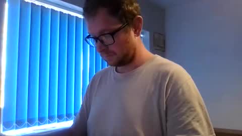 ginwood online show from April 7, 9:33 am