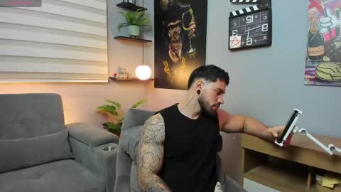 Giorgio leone online show from June 6, 12:05 am