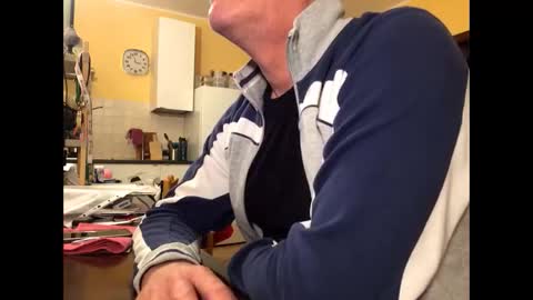 giovanni_1964 online show from April 20, 12:57 am