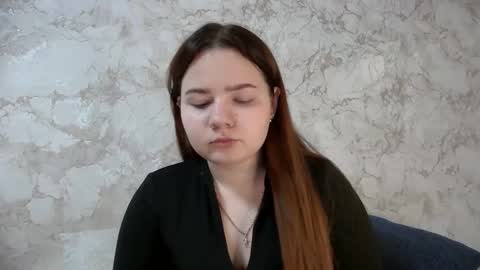 girl_cute07 online show from April 15, 8:09 pm