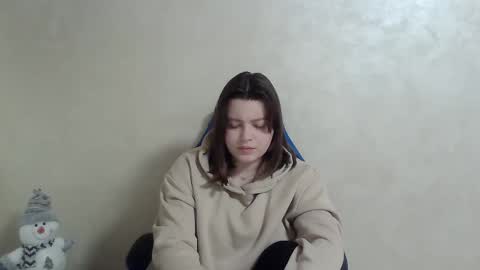 girl_leya online show from December 30, 11:17 pm