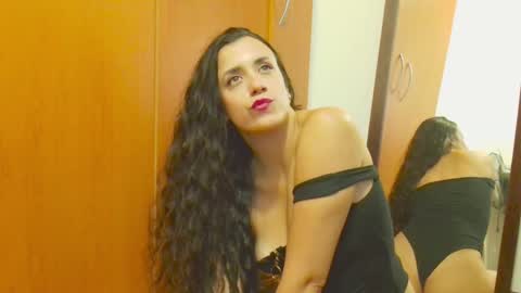 Andra online show from September 11, 7:48 pm