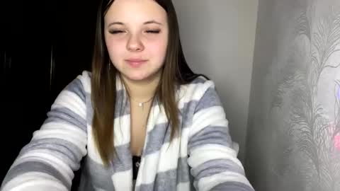 girl_shy07 online show from January 17, 12:09 am