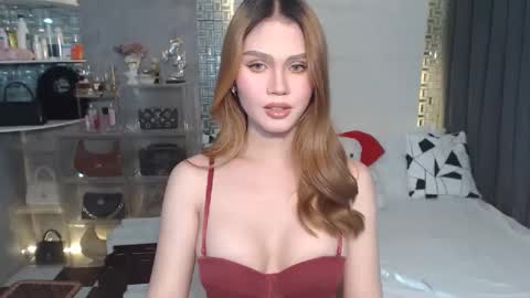 GirlfriendMaxene online show from December 29, 3:33 am