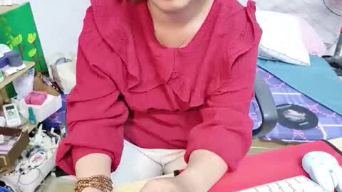 Snapshot of girlhanoi chatting on October 29, 1:51 am girlhanoi online show from October 29, 1:51 am