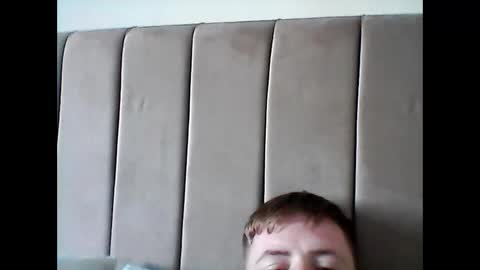 Girlonboy25 online show from November 2, 11:21 am