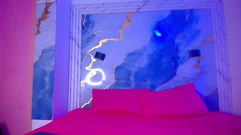 eleanor and celeste online show from November 25, 3:05 am