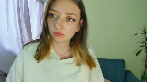 Maze    Thumbs up online show from January 3, 12:07 pm