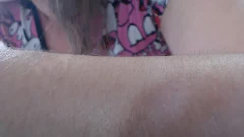 Victoria online show from November 6, 4:10 pm