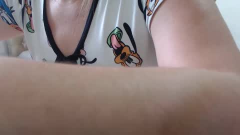 Victoria online show from December 17, 1:51 pm